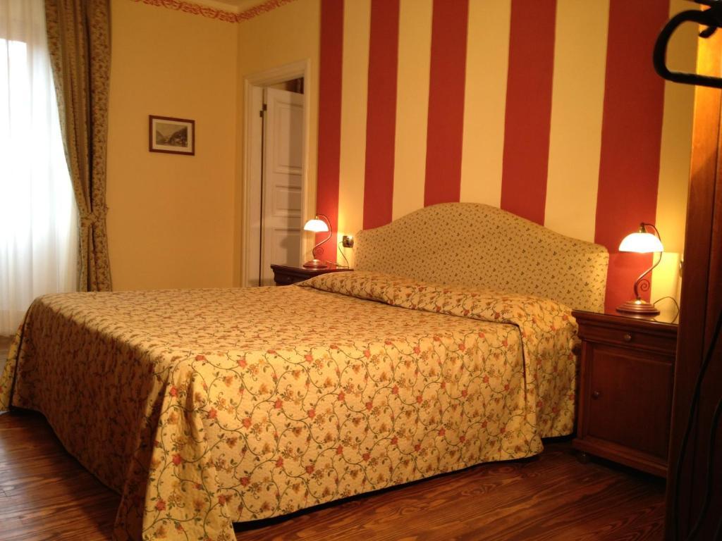 Hotel La Dependance Menaggio Zewnętrze zdjęcie