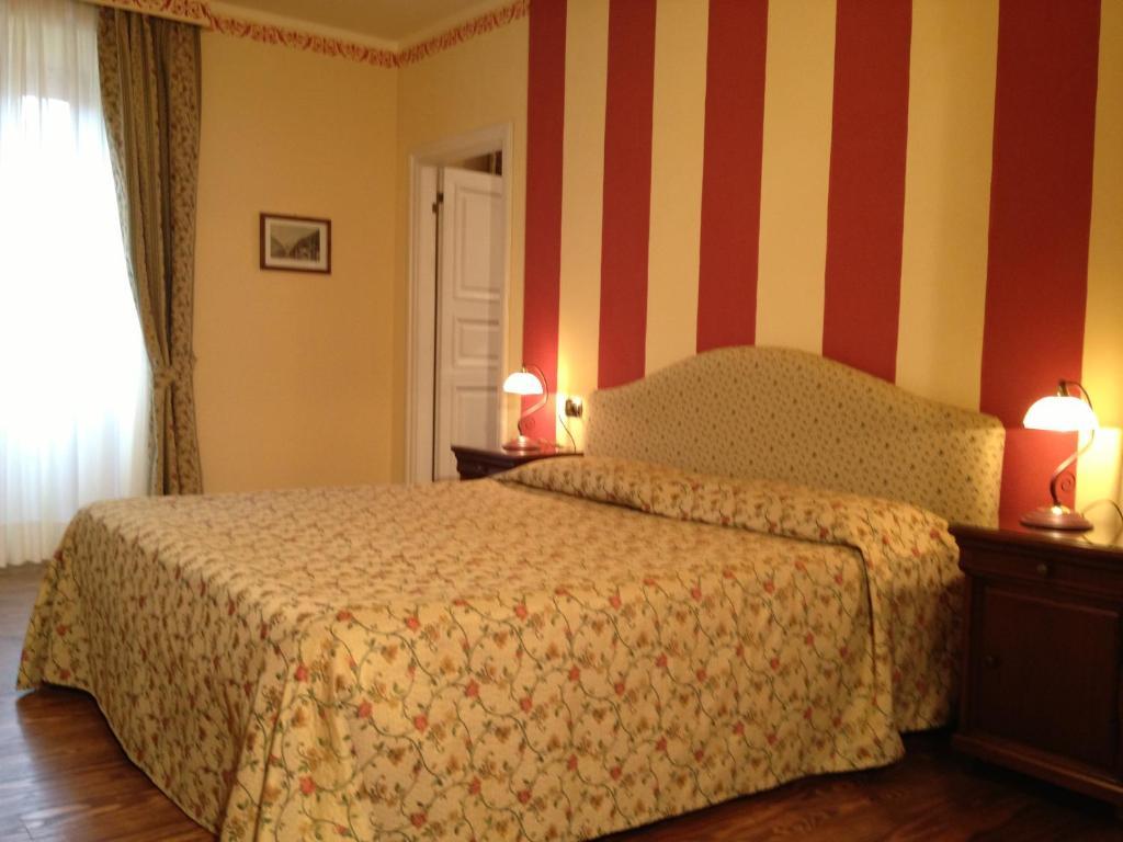 Hotel La Dependance Menaggio Zewnętrze zdjęcie